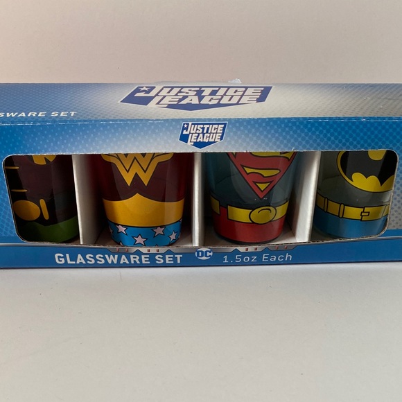 Super Heroes Minnie Glassware Set - Picture 10 of 11